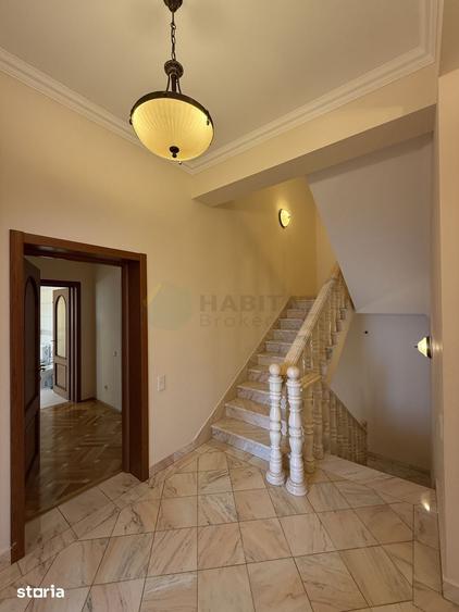 Vila 9 camere cu piscina si teren de 1.000 mp - 5