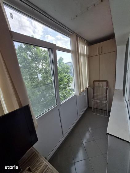 Apartament cu 2 camere decomandat în Valea Ialomiței