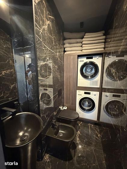 Apartament cu 4 camere în Unirii