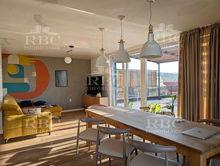 Penthouse cu 3 camere decomandat în Grigorescu