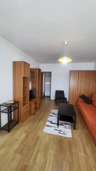 Garsonieră decomandată în Iancului