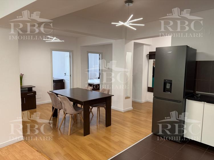 Apartament cu 4 camere decomandat în Mărăști