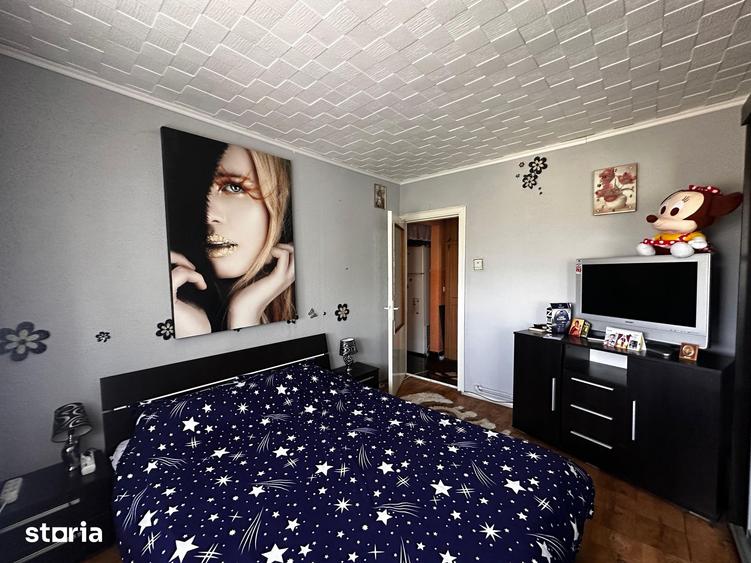 Apartament cu 4 camere, mobilat în Central