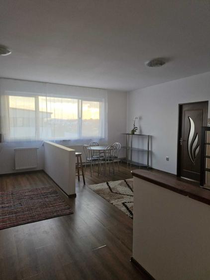 Apartament cu 2 camere semidecomandat în Florești