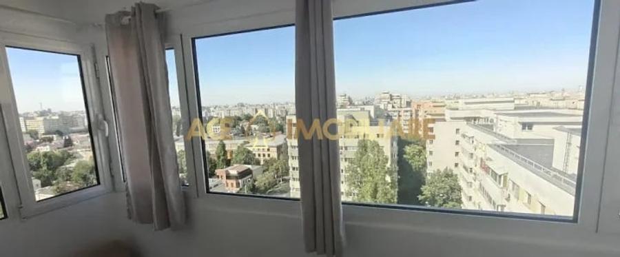 Apartament cu 4 camere semidecomandat, mobilat în Iancului