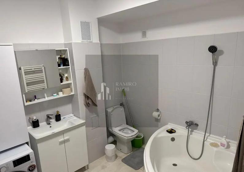 Apartament cu 2 camere semidecomandat, mobilat în Apărătorii Patriei