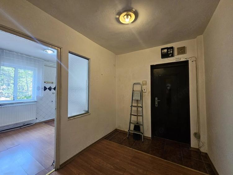 Apartament cu 2 camere semidecomandat în Mihai Eminescu