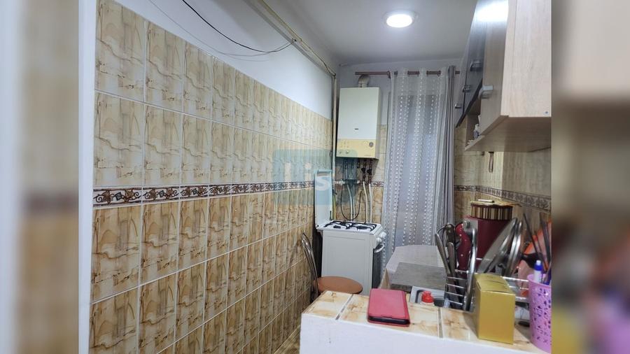 Apartament cu 2 camere semidecomandat, mobilat în 9 Mai