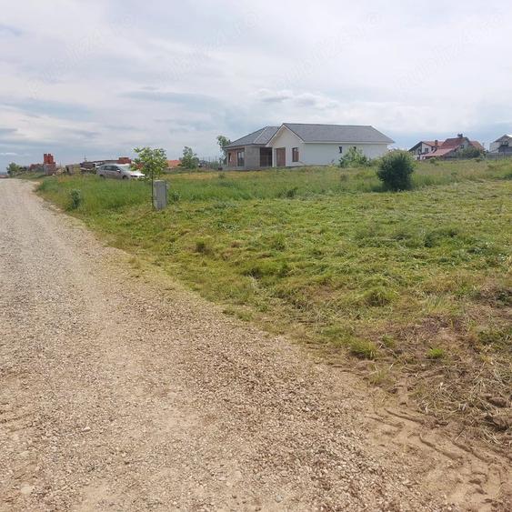 Teren de 519 mp, în Cihei