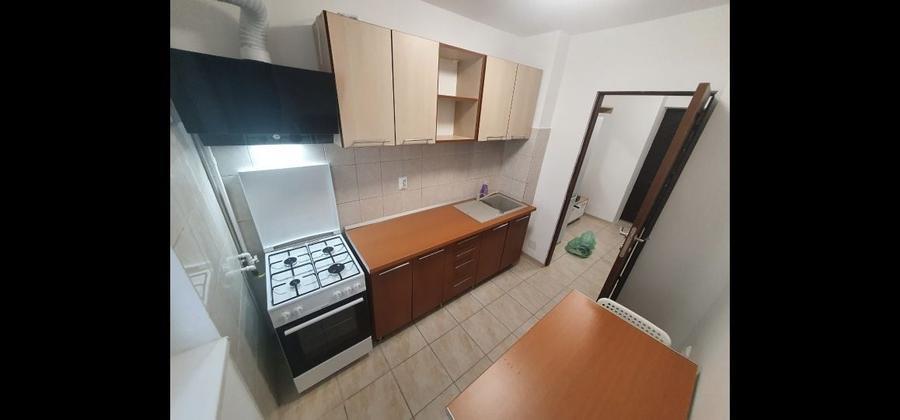 Apartament cu 2 camere semidecomandat în Dristor