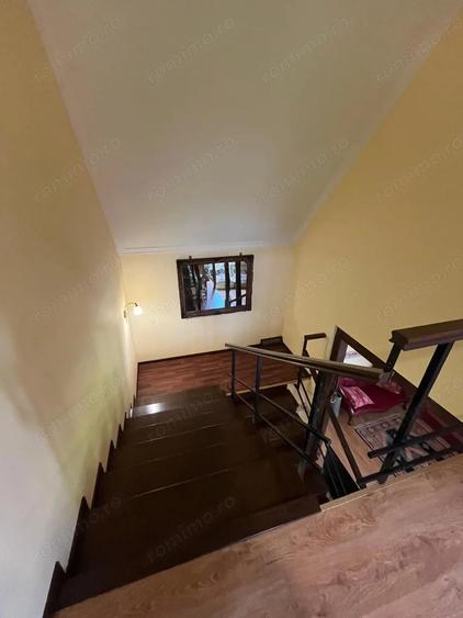 Casă cu Teren 1100 Mp în Sânmihaiu Român
