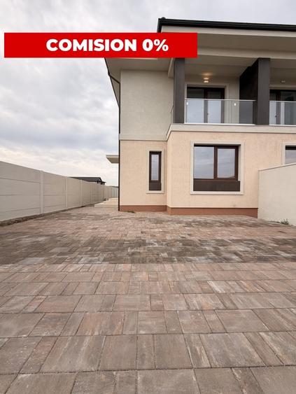 Duplex cu 5 camere cu Canalizare în Chișoda