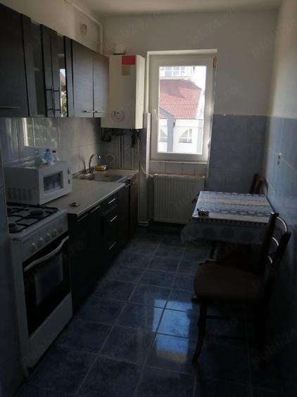 Apartament cu 2 camere semidecomandat în Exterior Vest