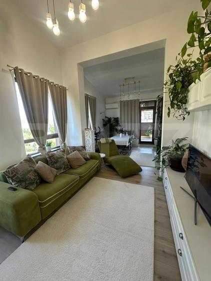 Apartament cu 4 camere decomandat, mobilat în Plopilor