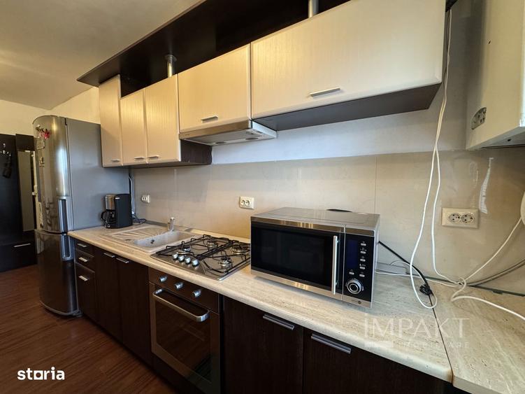 Apartament cu 3 camere, mobilat în Florești