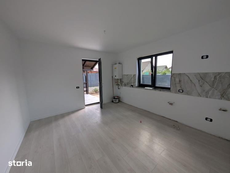 Casă cu 4 camere cu Teren 530 Mp în Central