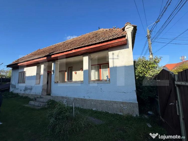 Casă cu 3 camere cu Teren 1081 Mp în Ciugud