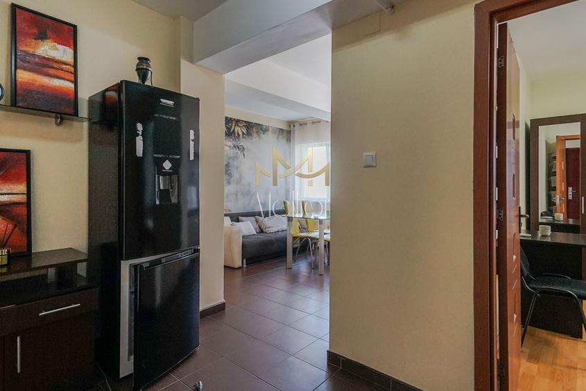 Apartament cu 3 camere semidecomandat în Mărăști