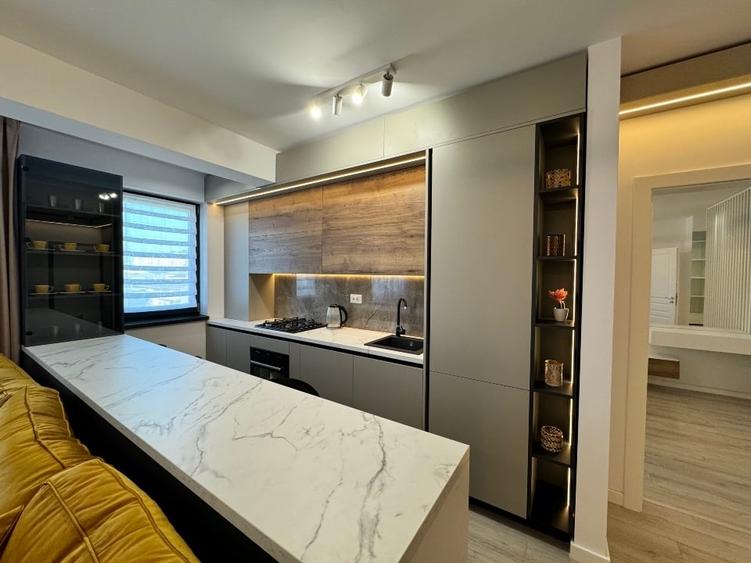 Apartament cu 2 camere decomandat, mobilat în Dacia