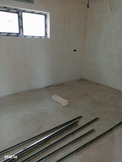 Casă cu 4 camere cu Teren 500 Mp în Nord