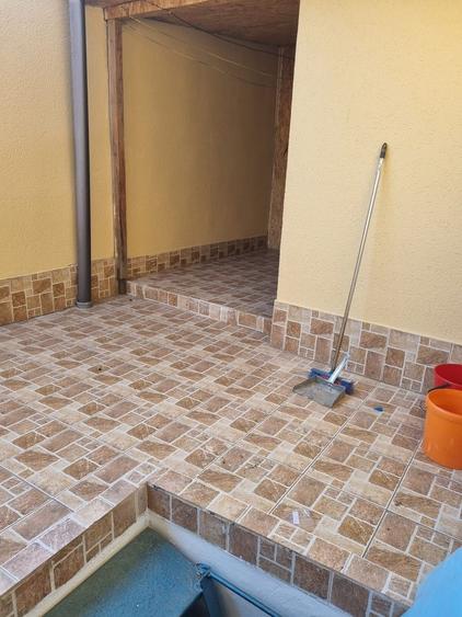 Casă individuală cu 4 camere cu Canalizare în Faleza Nord