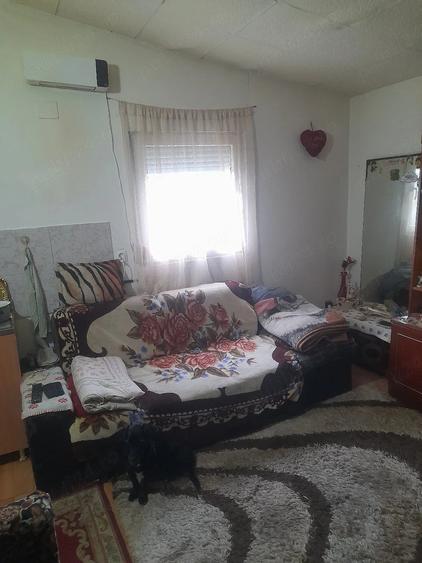 Casă cu Teren 300 Mp în Sititelec