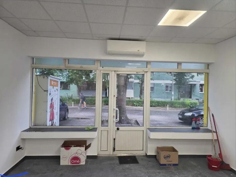 Spațiu comercial, de 85 mp, în Nord