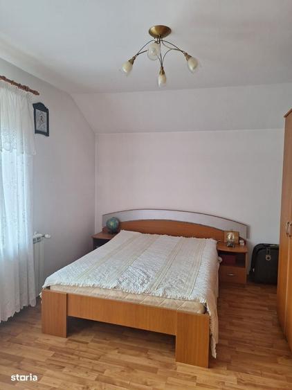 Casă cu 4 camere în Teiușu