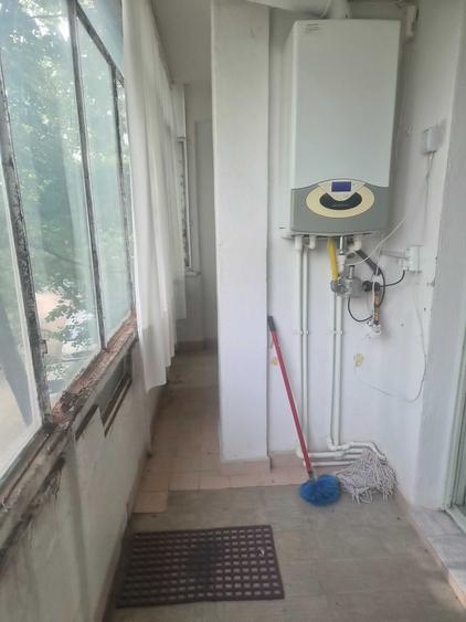 Apartament cu 2 camere decomandat în Faleză