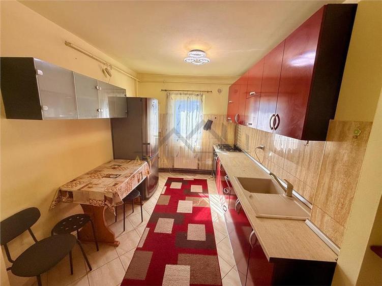 Apartament cu 2 camere semidecomandat, mobilat în Dorobanților