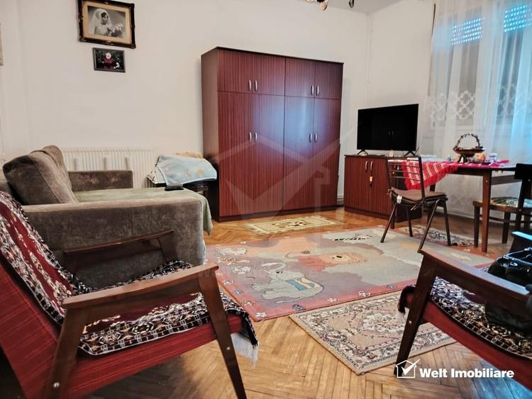 Casă individuală cu 4 camere cu Canalizare în Dâmbul Rotund
