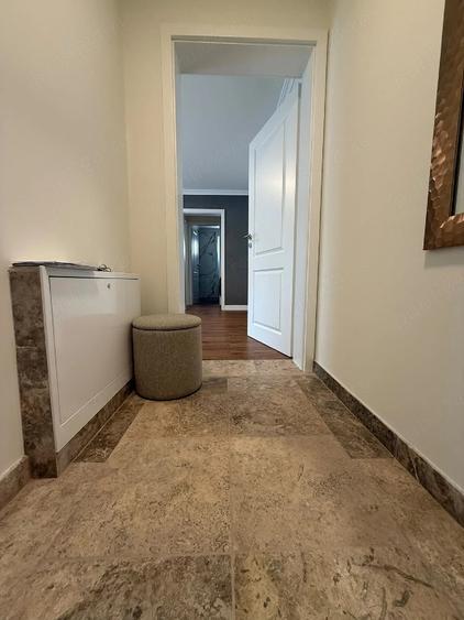 Apartament cu 2 camere semidecomandat în Olimpia-Stadion
