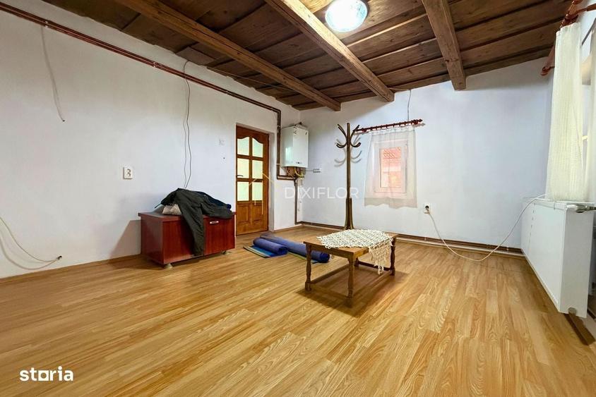 Casă cu 2 camere în Troița