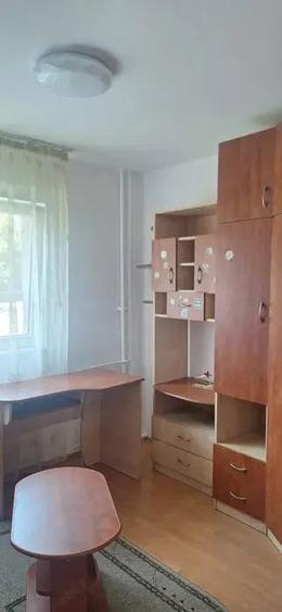 Apartament cu 2 camere decomandat în Grigorescu