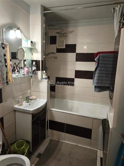 Apartament cu 2 camere decomandat în Mihai Bravu