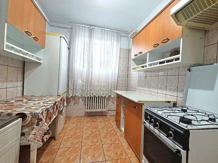 Apartament cu 2 camere semidecomandat în Trivale