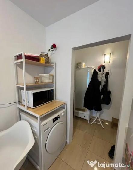 Apartament cu 2 camere decomandat, mobilat în Capitol