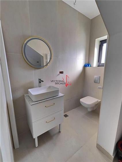 Duplex cu 4 camere cu Canalizare în Prelungirea Ghencea