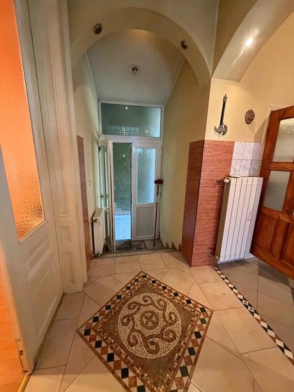 Apartament la casa ultracentral pe str. Eminescu - 2