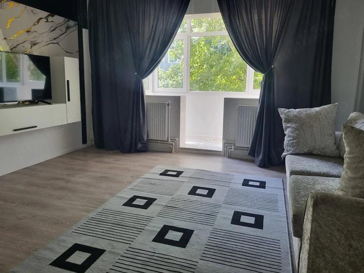 Apartament cu 2 camere nedecomandat în Central