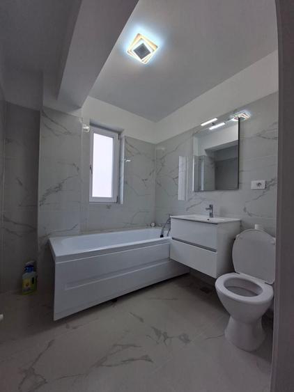 Apartament cu 2 camere decomandat în Vișan