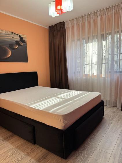 Apartament cu 2 camere semidecomandat în Micro 18