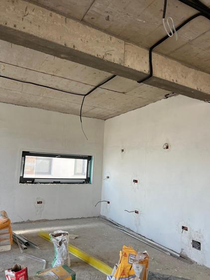 Casă individuală cu 4 camere cu Teren 425 Mp în Blejoi