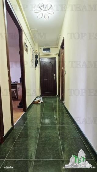Apartament cu 3 camere în Giulești