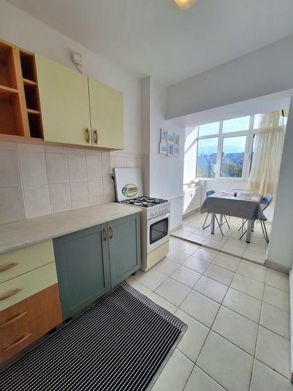Apartament cu 2 camere decomandat în P-ța Unirii
