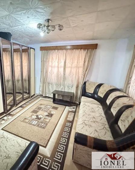 Casă individuală cu 3 camere cu Canalizare în Cetate