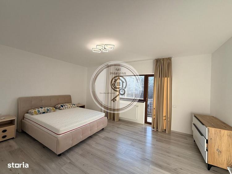 Casă cu 4 camere în Tractorul