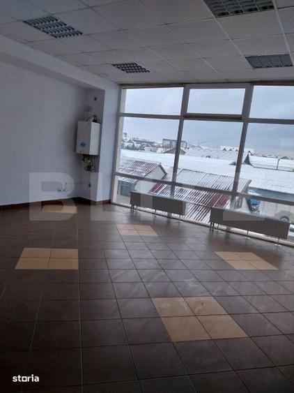 Spațiu comercial, de 110 mp, în Paltin