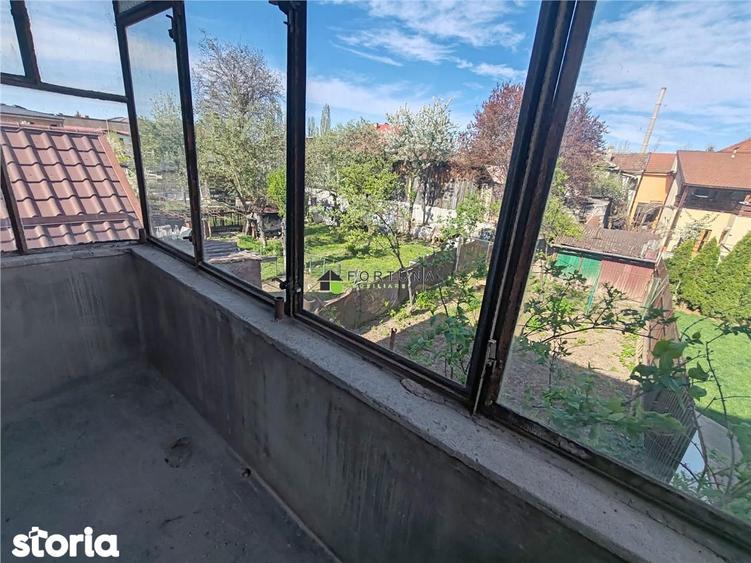 Casa singur in curte - Florilor - 17
