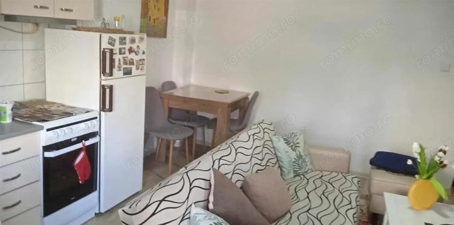 Garsonieră decomandată în Sebastian